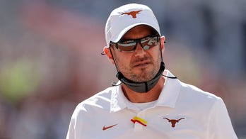 Florida Atlantic hires former Texas coach Tom Herman